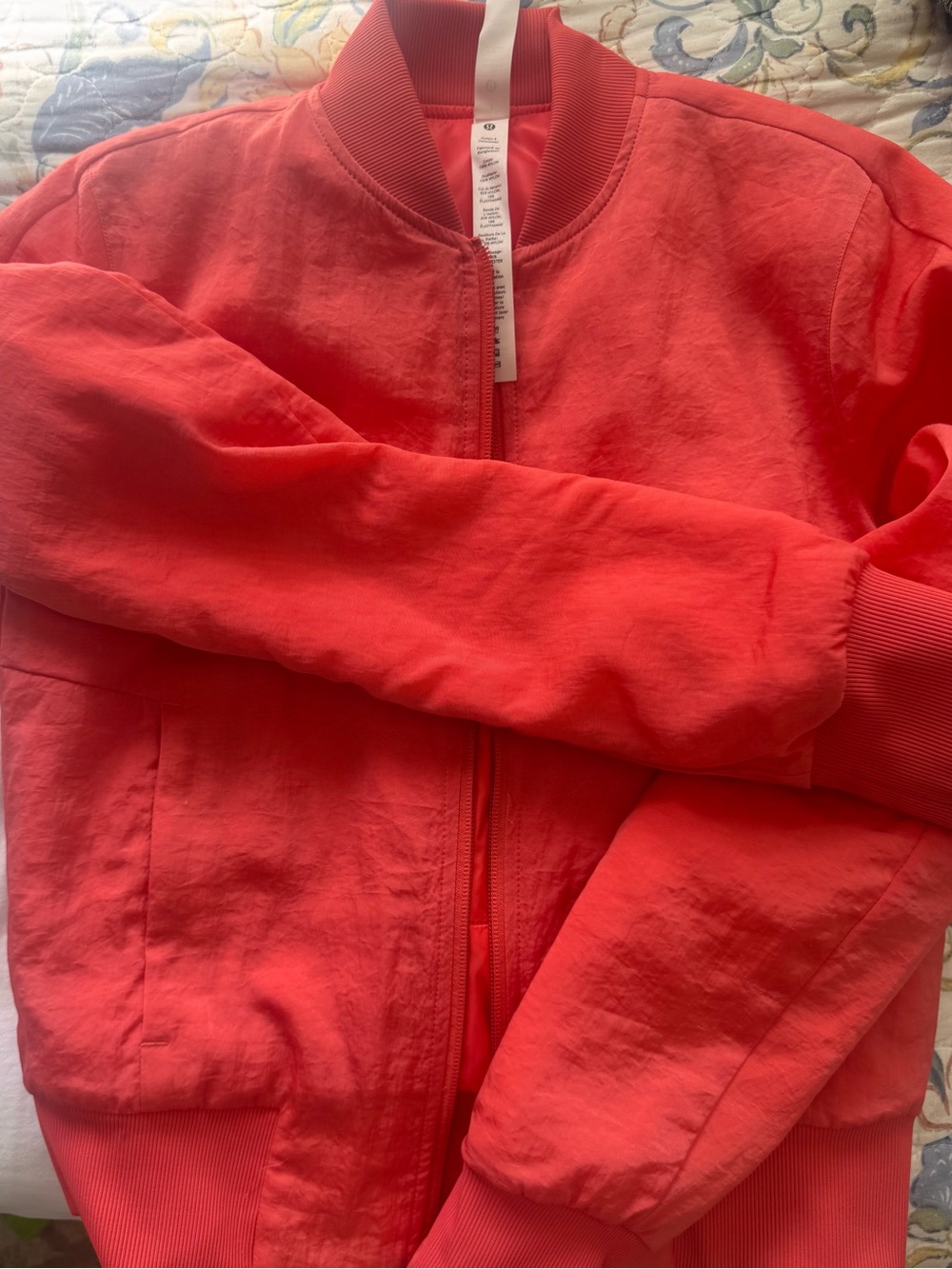 Like New Lululemon bomber jacket - Picture 5 of 8